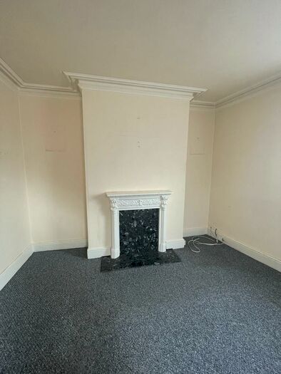 2 Bedroom Flat To Rent In Victoria Road, Netherfield, NG4