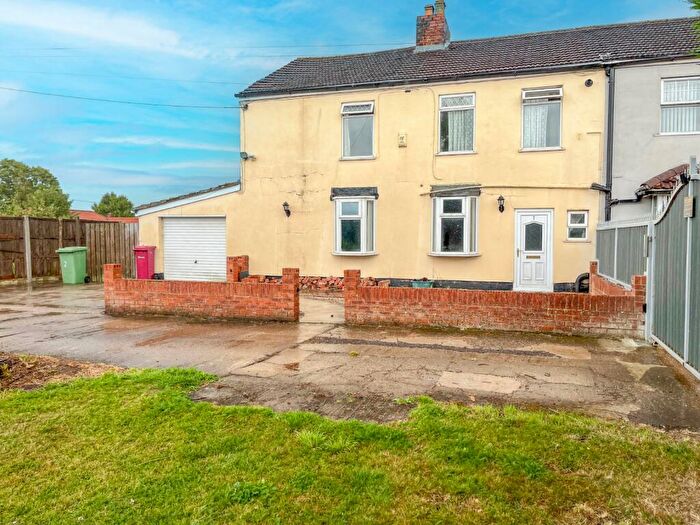 3 Bedroom End Of Terrace House For Sale In Mount Pleasant, Marsh Lane, New Holland, North Lincolnshire, DN19