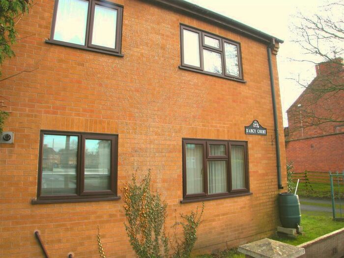 2 Bedroom Semi-Detached House To Rent In D'arcy Court, Retford, DN22