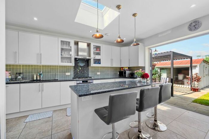 3 Bedroom End Of Terrace House To Rent In Westway, London, SW20