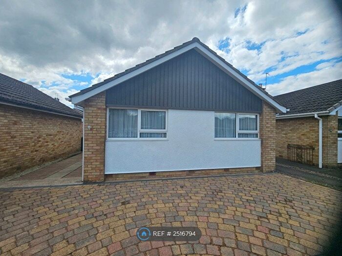 2 Bedroom Bungalow To Rent In Allendale, York, YO24