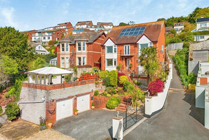 5 Bedroom Detached House For Sale In Summerland Close, Dawlish, EX7