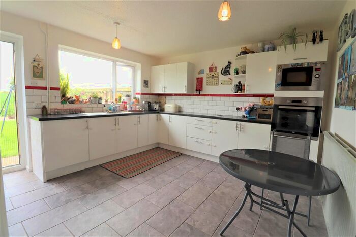3 Bedroom Semi-Detached House For Sale In Newlands, Otley, Ipswich, IP6