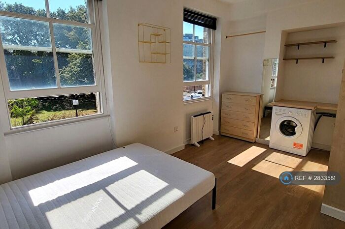 Studio To Rent In Rufford Street, London, N1
