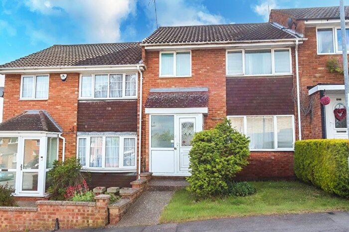 3 Bedroom Terraced House For Sale In Pytchley Rise, Wellingborough, NN8