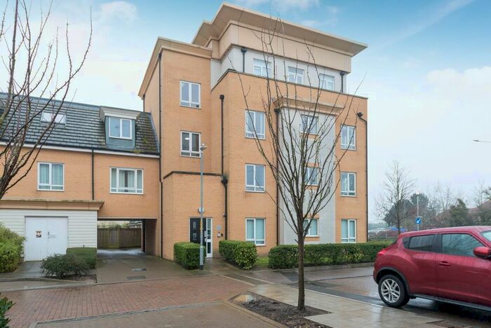 2 Bedroom Flat For Sale In Manston Road, Ramsgate, CT12