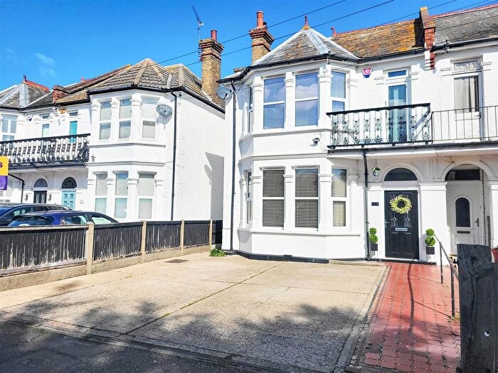 4 Bedroom Semi-Detached House For Sale In Beatrice Road, Clacton-On-Sea, Essex, CO15