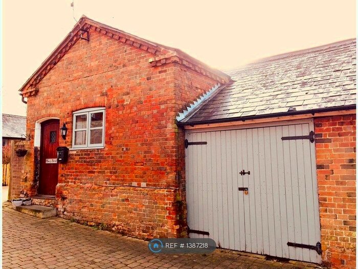 2 Bedroom Bungalow To Rent In Warren Farm, Ridgmont, MK43