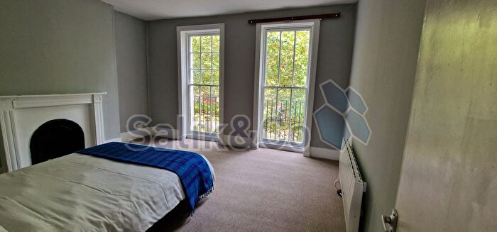 4 Bedroom Terraced House To Rent In Bethnal Green, London, E2