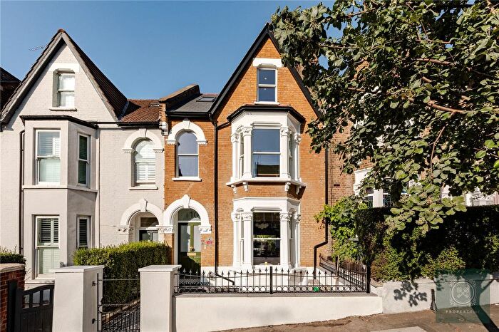 5 Bedroom Terraced House For Sale In Ferme Park Road, London, N8