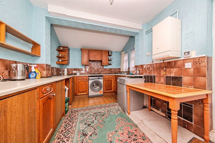 2 Bedroom Terraced House For Sale In Waddesdon Road, Harwich, CO12