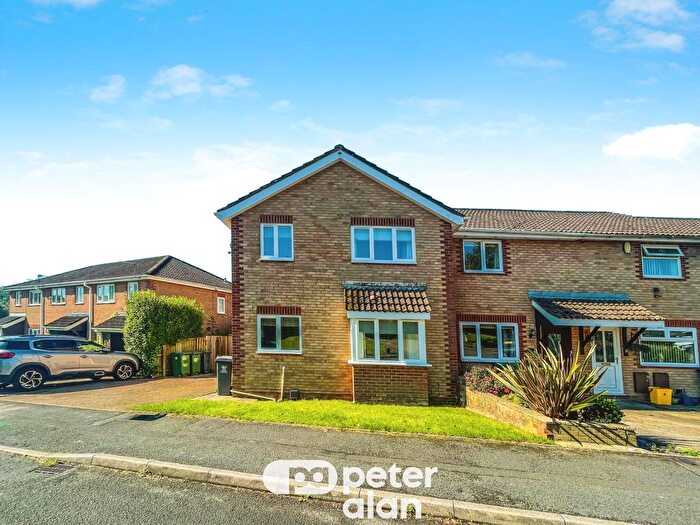 2 Bedroom Property To Rent In Heol Y Carw, Thornhill, Cardiff, CF14