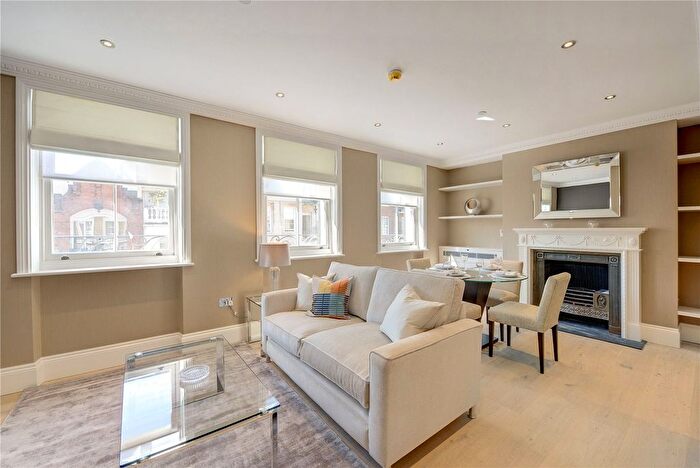 1 Bedroom Flat To Rent In Curzon Street, London, W1J