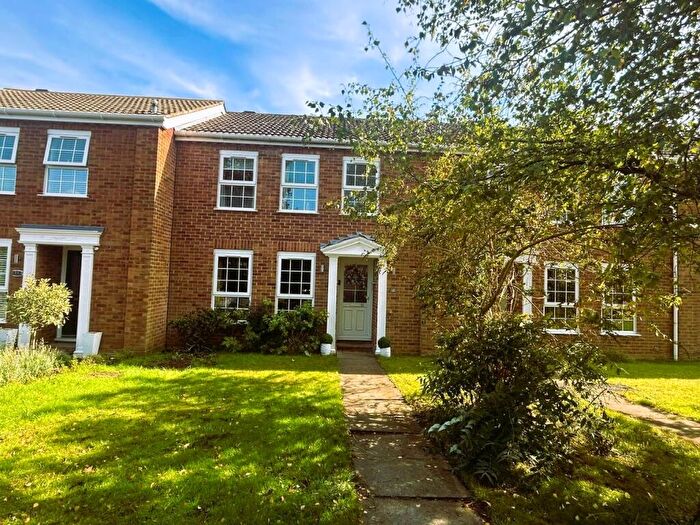 3 Bedroom Terraced House For Sale In Mallow Park, Cranbrook Drive, Maidenhead, Berkshire, SL6