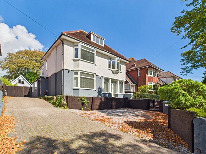5 Bedroom Detached House For Sale In Wentworth Avenue, Bournemouth, Dorset, BH5