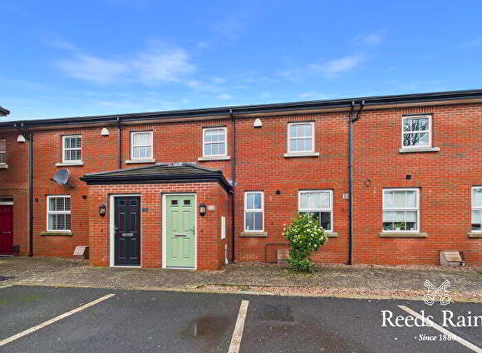 2 Bedroom House For Sale In Meadow Place, Lisburn, BT28