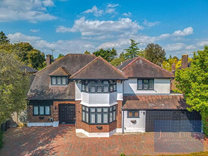 5 Bedroom Detached House For Sale In Chigwell Rise, Chigwell, IG7