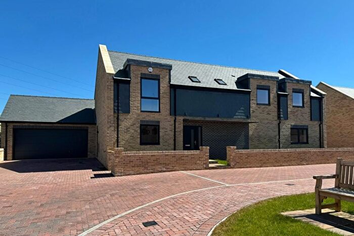 5 Bedroom Detached House For Sale In Brockleaze, Neston, Corsham, SN13