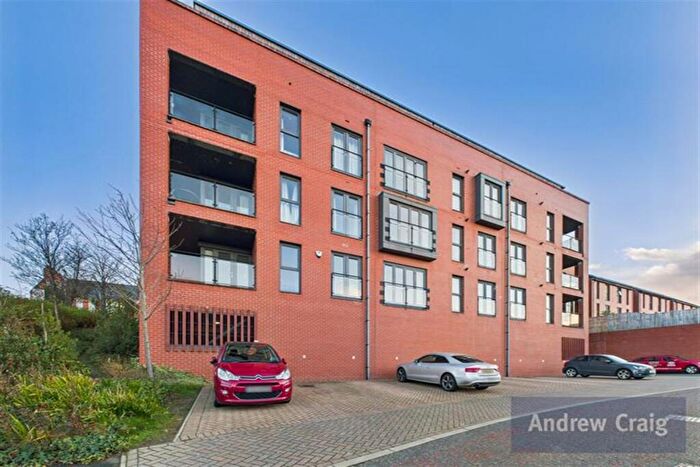2 Bedroom Apartment For Sale In William Wailes Walk, Gateshead, NE9
