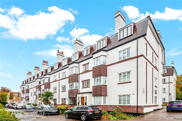 2 Bedroom Flat For Sale In Barrow Road, Streatham, SW16