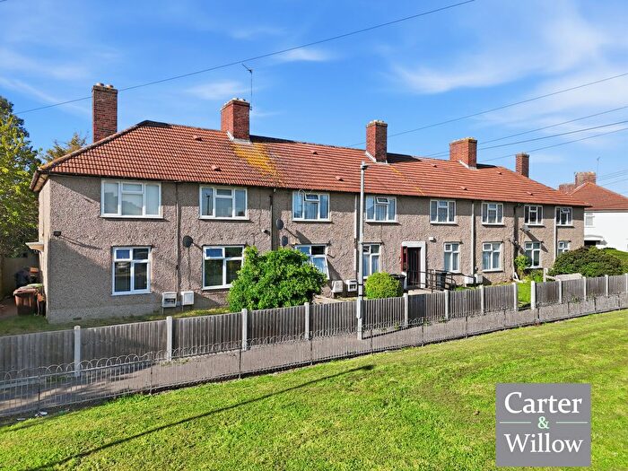 1 Bedroom Maisonette For Sale In Haskard Road, Dagenham, RM9
