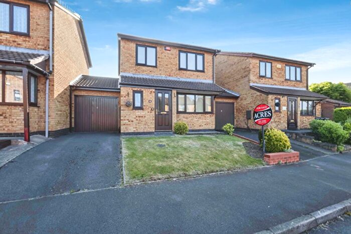 3 Bedroom Detached House For Sale In Pugin Gardens, Birmingham, West Midlands, B23