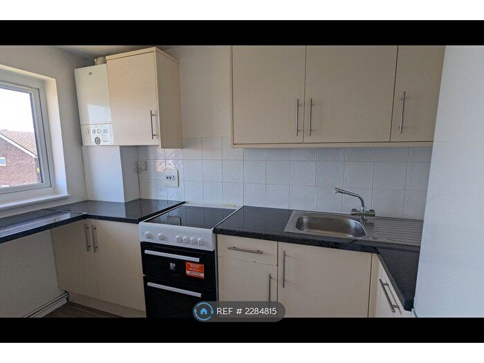 1 Bedroom Flat To Rent In Glendower Crescent, Orpington, BR6