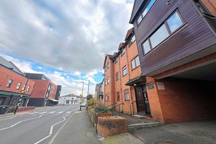 2 Bedroom Flat To Rent In Llandaff Road, Cardiff, CF11