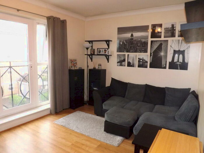 1 Bedroom Maisonette To Rent In Palgrave Road, Bedford, MK42