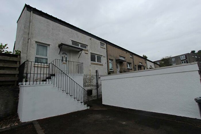 4 Bedroom Semi-Detached House To Rent In Blackthorn Court, Clermiston, Edinburgh, EH4