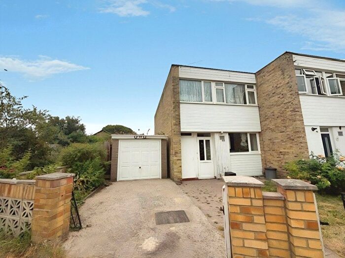 4 Bedroom Terraced House To Rent In Kneller Road, Twickenham, TW2
