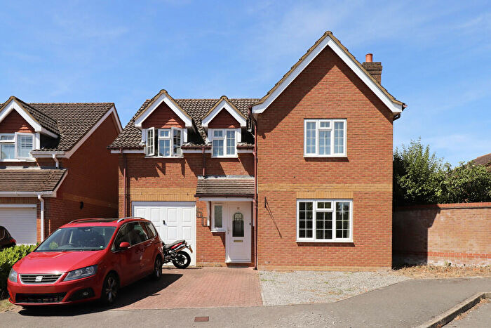 4 Bedroom Detached House To Rent In Barnfield Rise, Andover, SP10