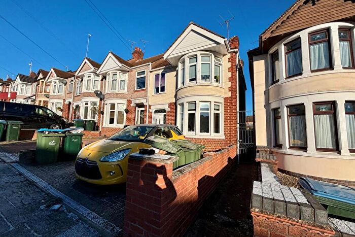 5 Bedroom End Of Terrace House For Sale In Ashington Grove, Coventry, West Midlands, CV3
