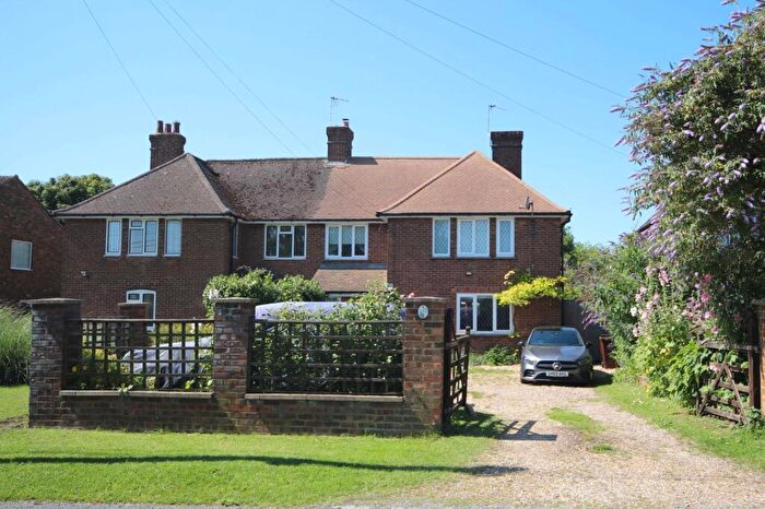 3 Bedroom Semi-Detached House For Sale In Buckland, HP22