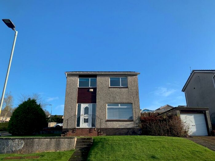 3 Bedroom Detached House To Rent In Waverley Crescent, G67