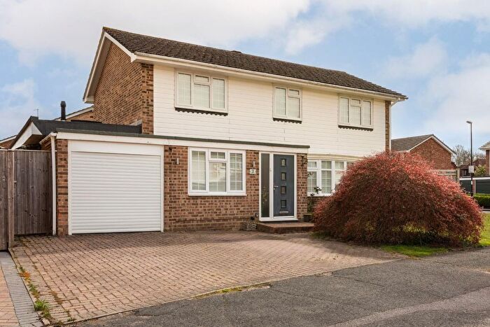 4 Bedroom Detached House For Sale In Winkhurst Way, Burgess Hill, RH15