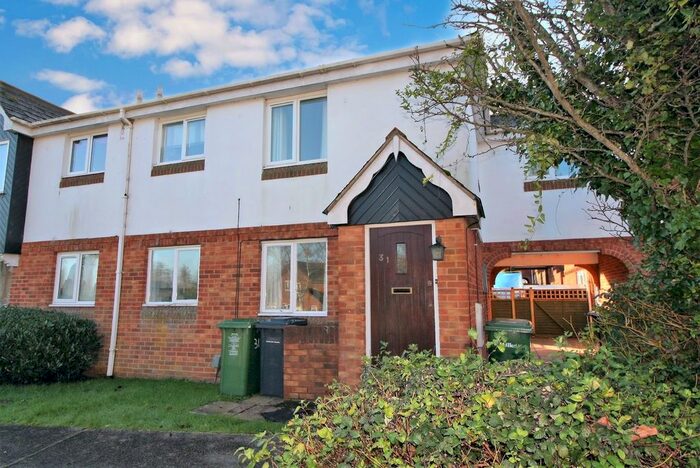 2 Bedroom Flat To Rent In Chantry Meadow, Alphington, Exeter, EX2