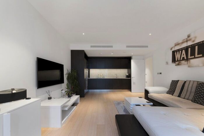 1 Bedroom Terraced House For Sale In Charrington Tower, New Providence Wharf, E14