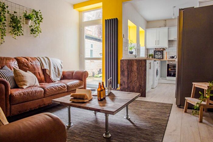 5 Bedroom House To Rent In Ramsey Road, Sheffield, S10