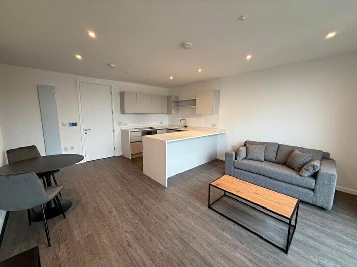 1 Bedroom Apartment To Rent In Uptown, Salford, M3