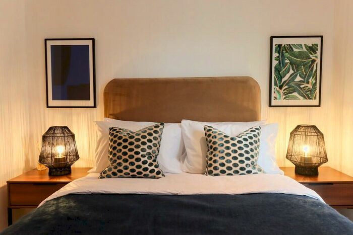 2 Bedroom Apartment To Rent In Napier Road, Reading, Berkshire, RG1