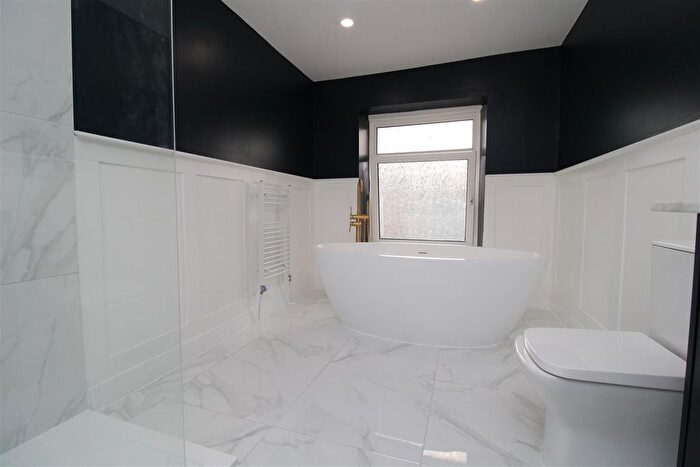 3 Bedroom Terraced House To Rent In Henry Street, Pontypridd, CF37