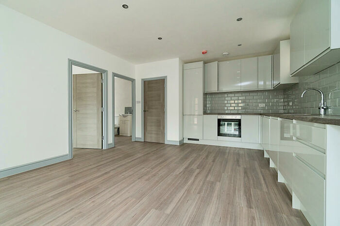 1 Bedroom Apartment To Rent In Godstone Road, CR8