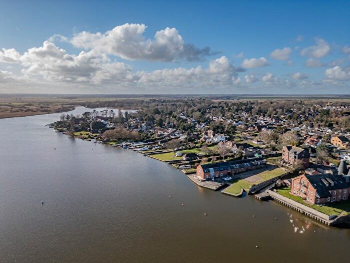 3 Bedroom Flat For Sale In Maltsters Way, Oulton Broad, NR32