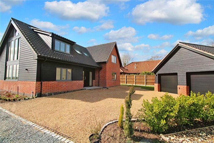 5 Bedroom Detached House For Sale In Bungay Road, Poringland, Norwich, Norfolk, NR14