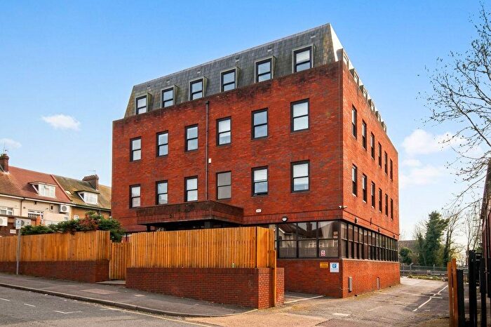 2 Bedroom Detached House For Sale In Cavendish Avenue, HA1