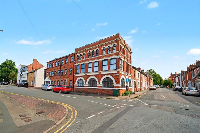 1 Bedroom Apartment To Rent In Palmerston Road, Abington, NN1