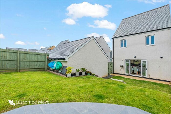 3 Bedroom Detached House For Sale In Higher Green Park, Modbury, PL21