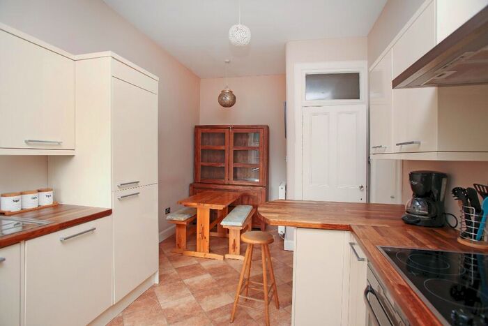 1 Bedroom Flat To Rent In Easter Road, Easter Road, Edinburgh, EH7