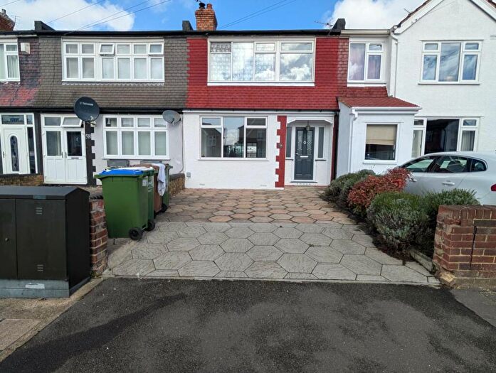 3 Bedroom House To Rent In Amberley Road, Abbey Wood, SE2